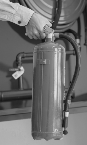 heranglikft_kep_tuzvedelem_01